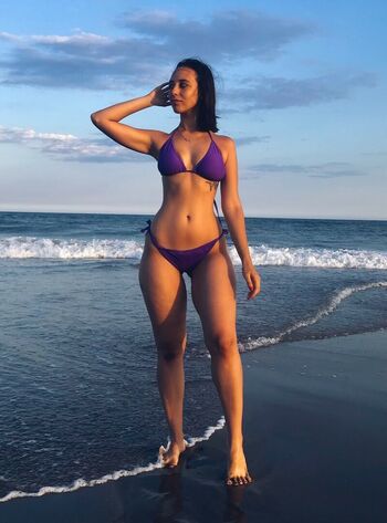 Full leaked Kelly kim/ private onlyfans photo