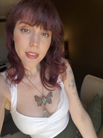 Amber Lee Connors