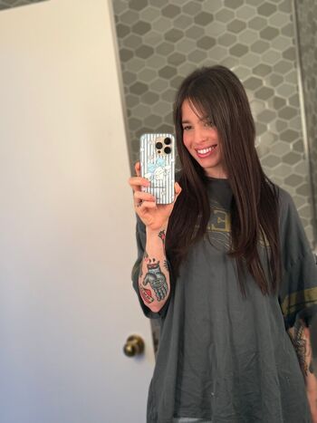 Full leaked Anisa jomha private onlyfans photo