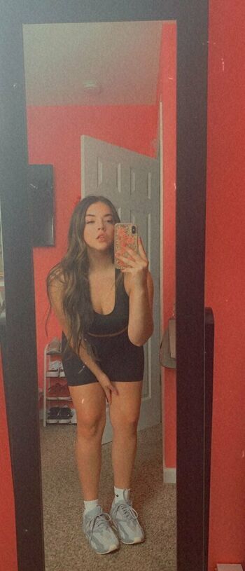 Full leaked Ariana vargas private onlyfans photo