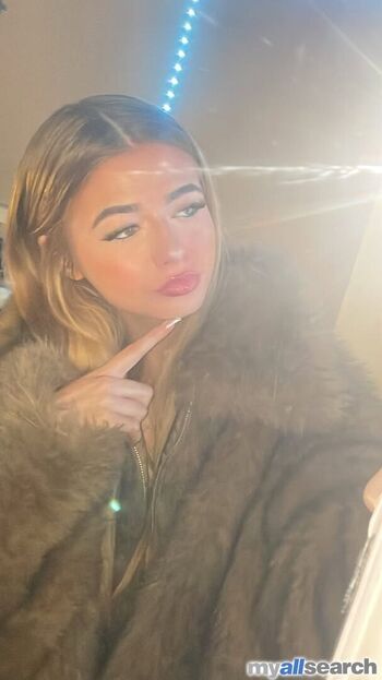 Full leaked Chanelle jane arkley page private onlyfans photo