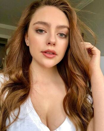 Danielle Rose Russell