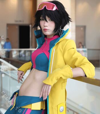 Full leaked Emiru jpg page private onlyfans photo