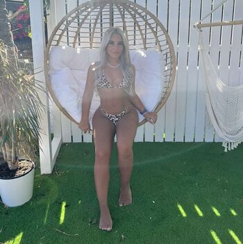 Full leaked Jade wells private onlyfans photo