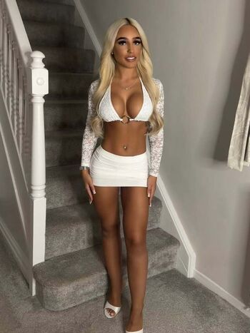 Full leaked Jade wells private onlyfans photo