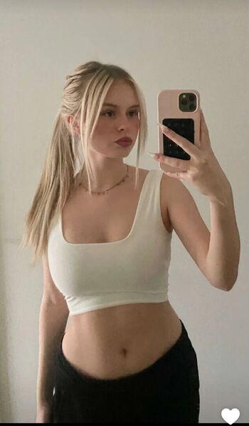Full leaked Leni marie private onlyfans photo