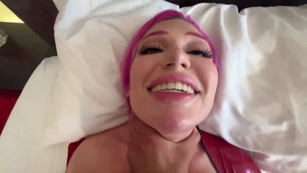 Full leaked Lilylou private onlyfans photo