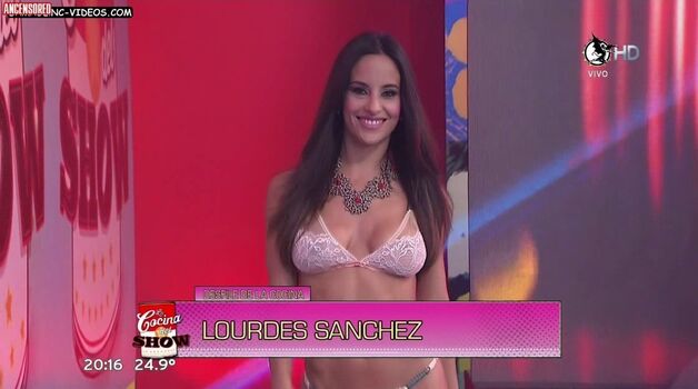 Lourdes Sรกnchez