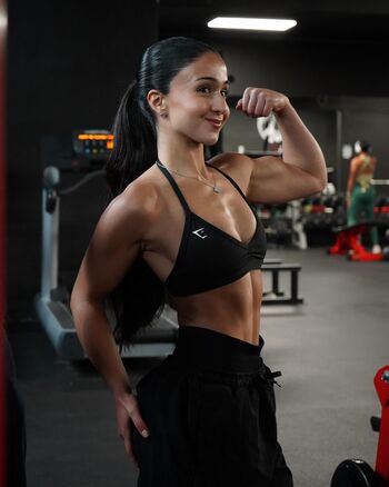 Nona Bayat