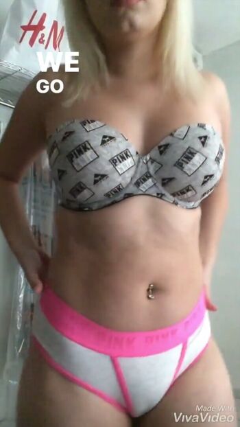 Full leaked Pamela wale private onlyfans photo