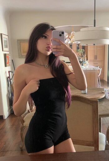 Violet Offlimits